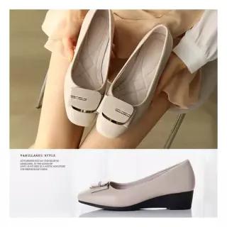바닐라슈 스미츠 소프트 쿠션탄 웨지힐 펌프스4cm 3630549