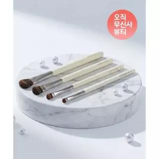 매장정품 MUSTAEV [SET] 고원혜 천연모 에센셜 브러쉬 4종(NO.10~13)