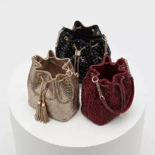 이상봉에디션 25FW 여성 크리스탈 벨로아백
