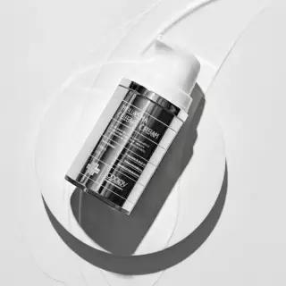 [본품 미니어처 증정] 쿠피 멜라스마 클리어 기미잡티톤업크림 50ml(+5ml*5ea) 123735
