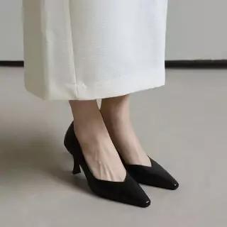 사뿐 단독 오데트 스퀘어 펌프스힐 (5/7cm)
