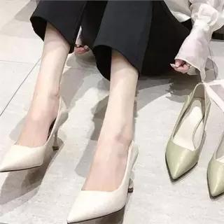 [라일리] Rly 포인티드 스틸레토 하이힐 펌프스