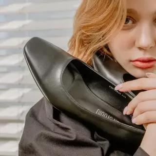 히야신드 베이직 2CM 펌프스힐 미드나잇블랙 7000002850