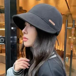 여성 백 조임끈 캡모자 벙거지 귀마개 보온 털 모자 페도라 벙거지 겨울 털 방울 여름