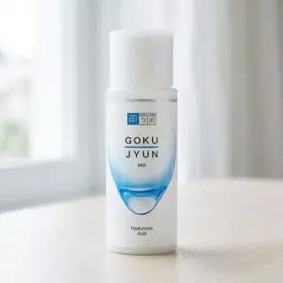 [쫀쫀고보습에멀전] 하다라보 고쿠쥰 밀크 140mL