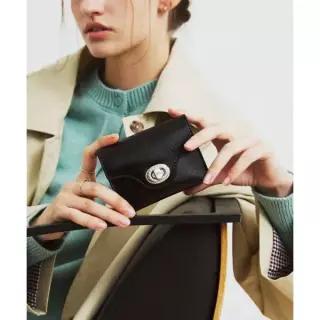MADENROLLS Luce Wallet Black