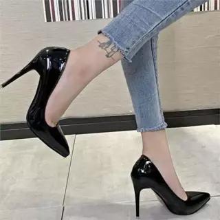 [라일리] Rly 펌프스 에나멜 스틸레토 하이힐 데일리 여성