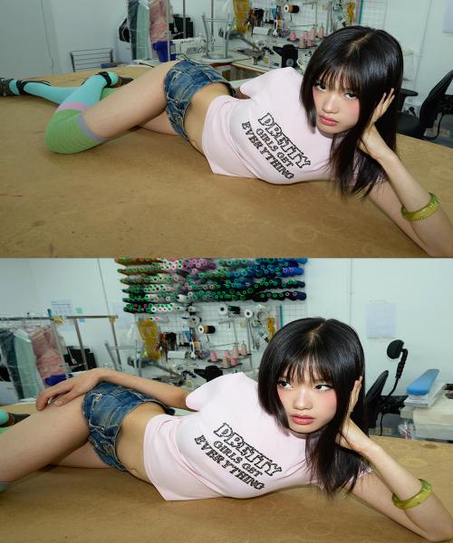 PRETTY GIRLS TEE - LIGHT PINK