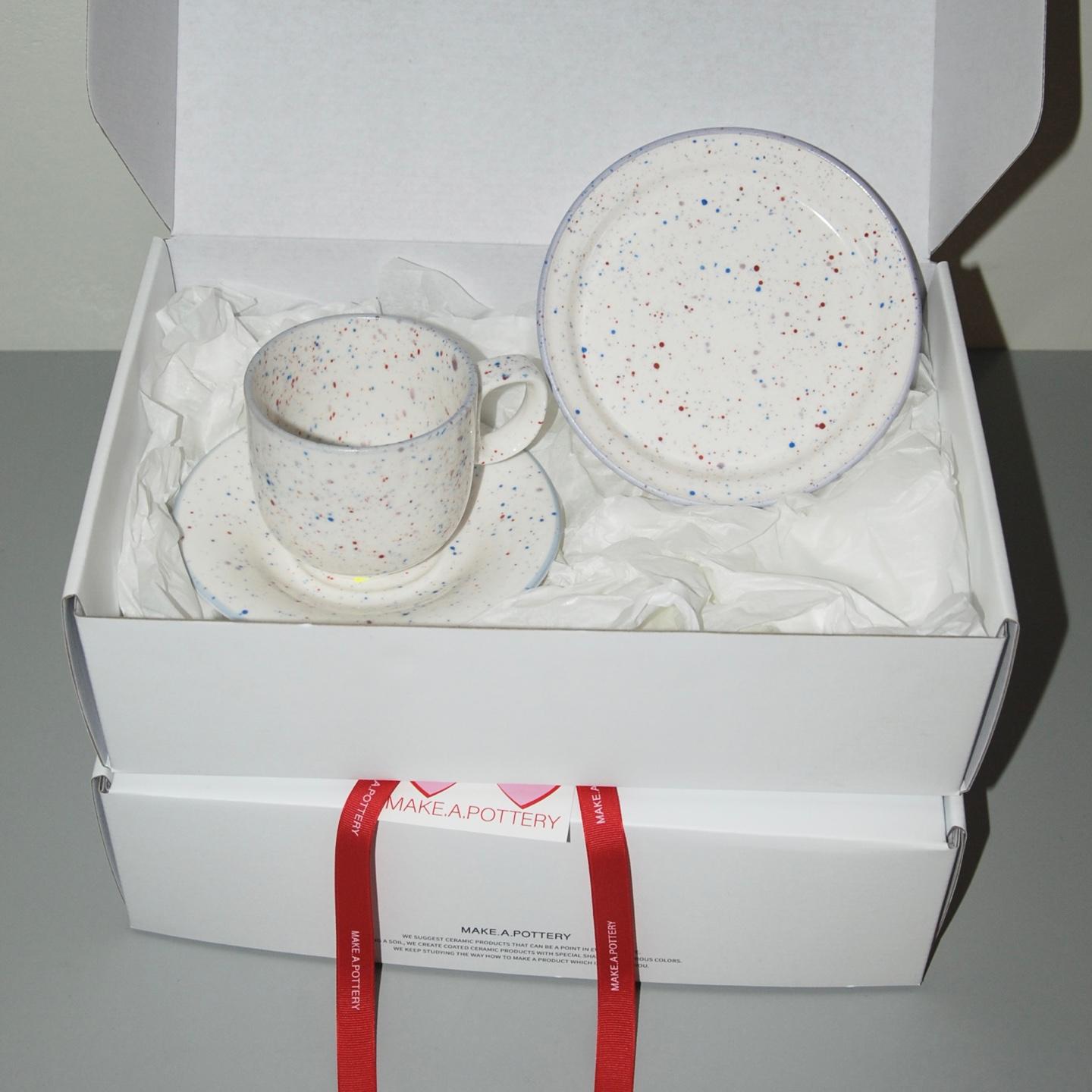 [선물포장]line mug/saucer+line plate(s) set
