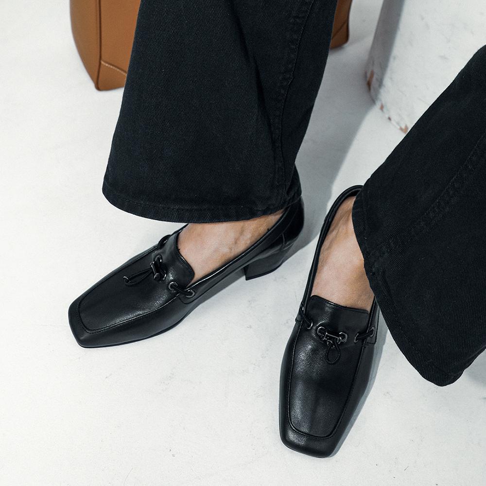 Loafer String Pumps - Black