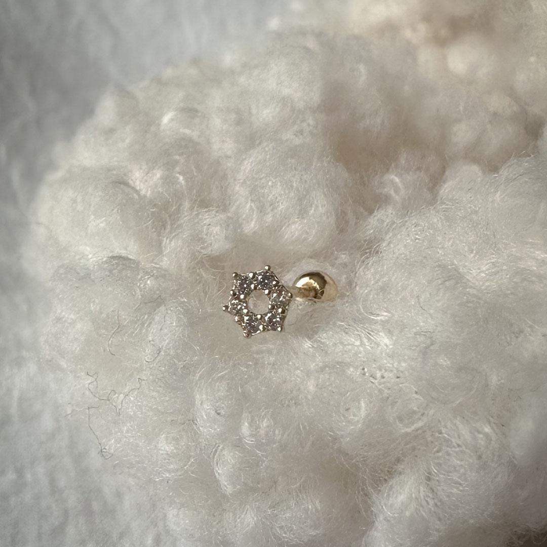 14k mini wreath cubic piercing