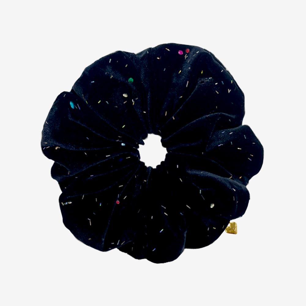 Becky scrunchie, SPACE