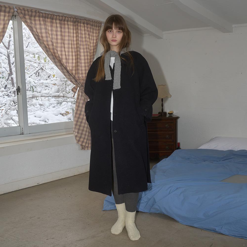 Boucle Balmacaan Coat_navy