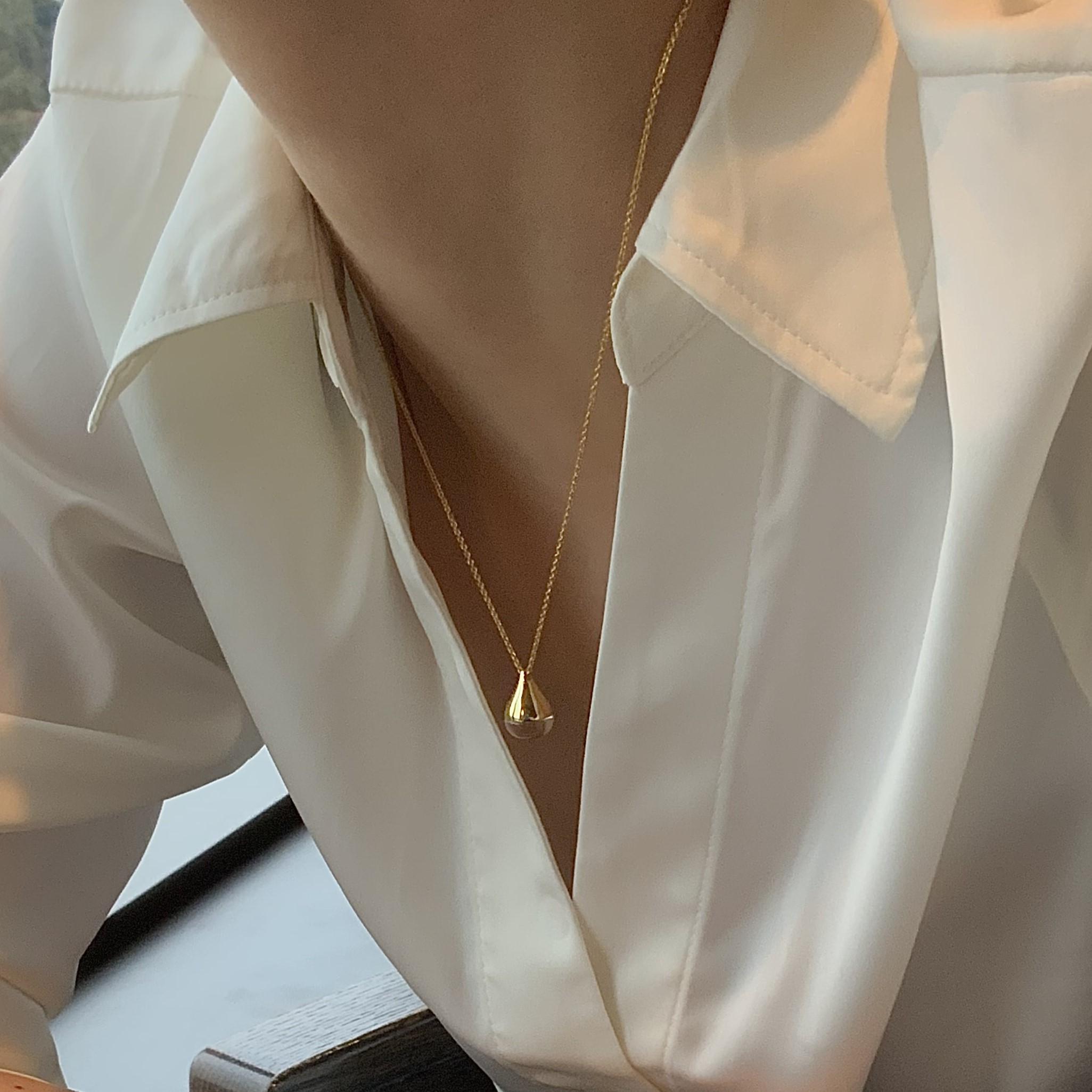 Dew Necklace (Quartz)
