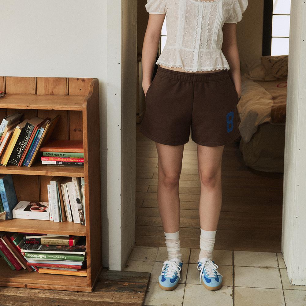 NO.8 Applique Sweat Shorts (Brown)