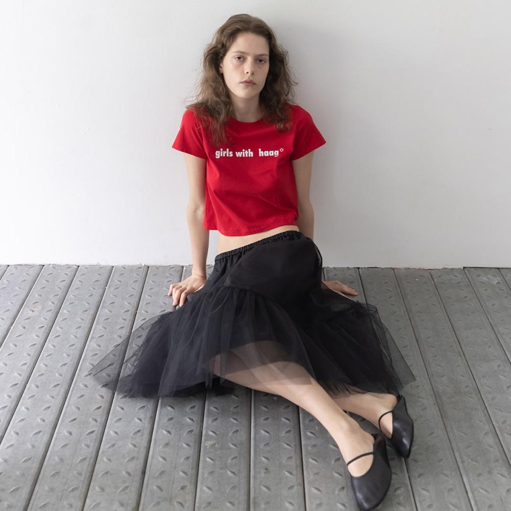 a tutu skirt (black)