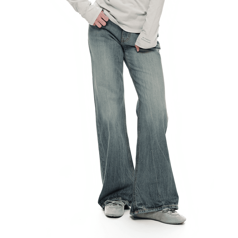 Line-washed denim jeans