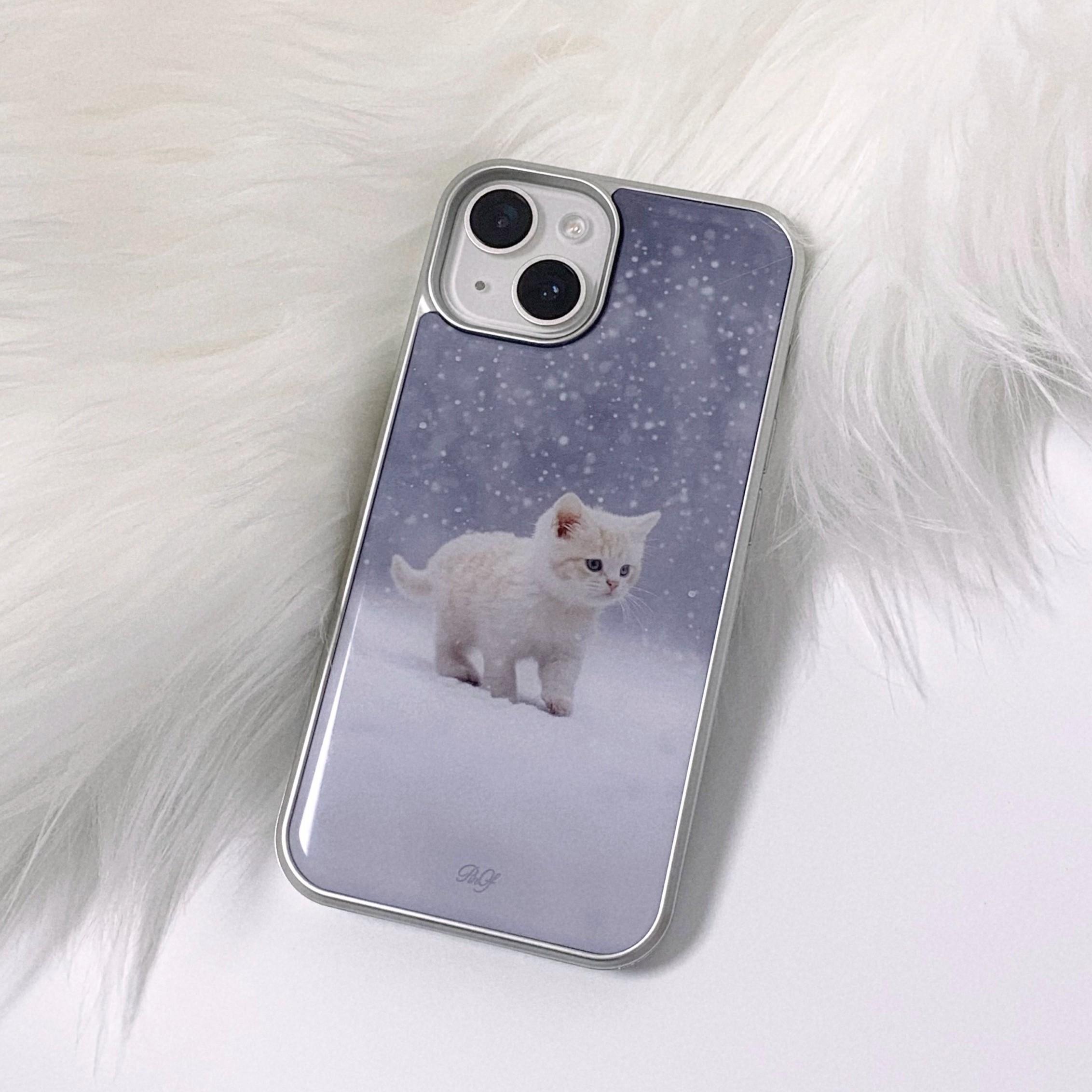 Snow Cat epoxy phone case