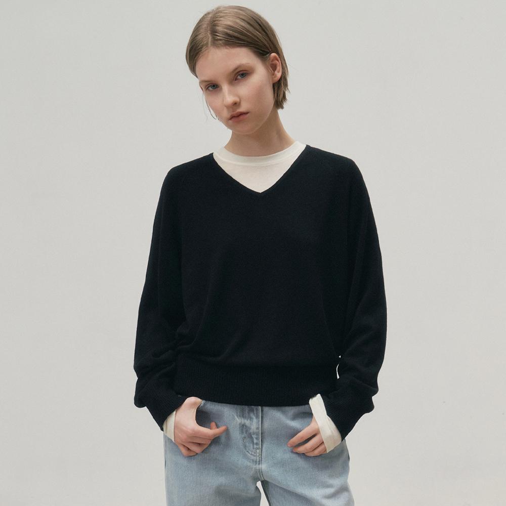 [4차 리오더] SUMMER WOOL V-NECK KNIT_BLACK