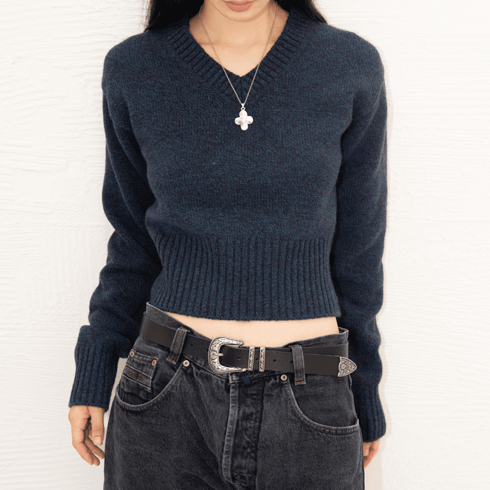 ARTIST BABY ALPACA V-NECK KNIT (NAVY)
