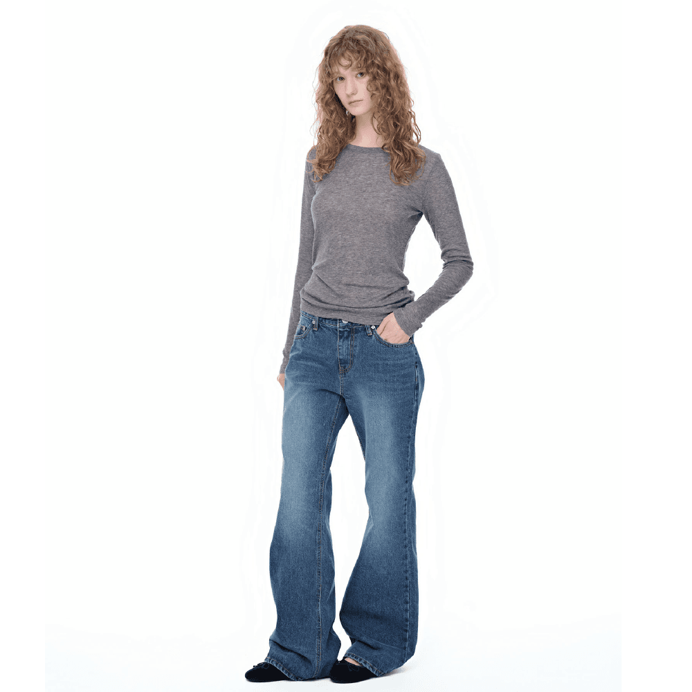 Low rise mid wash jeans
