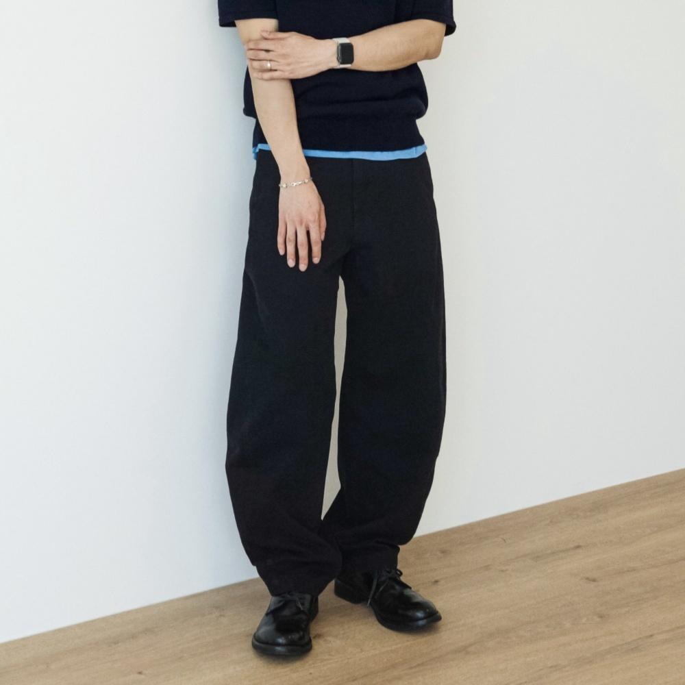 BARREL TEXTURED PANTS [DYED BLACK]