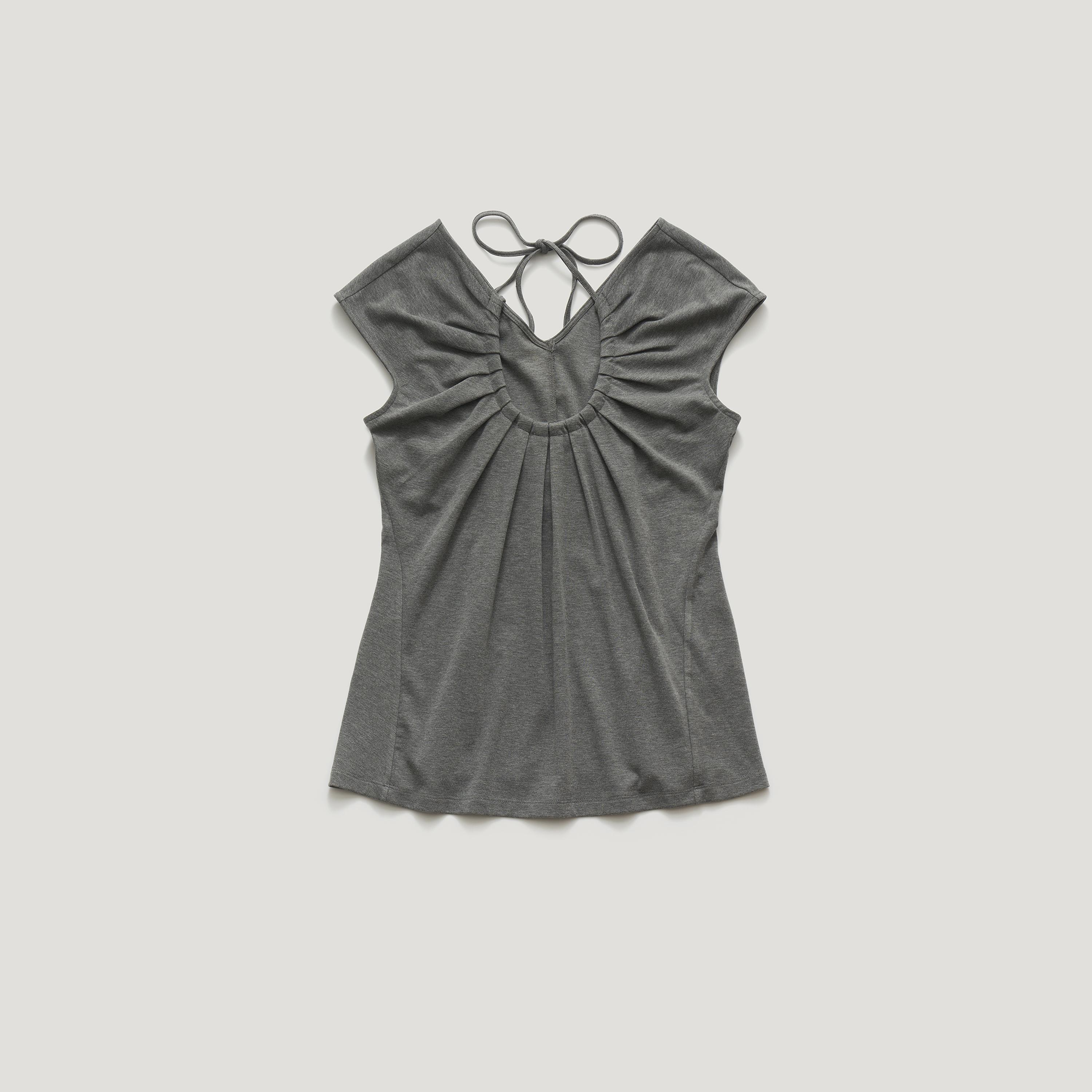 [12th reorder 6/2 AM06:50 open] BREEZE HALTER SHIRRING BLOUSE_GREY