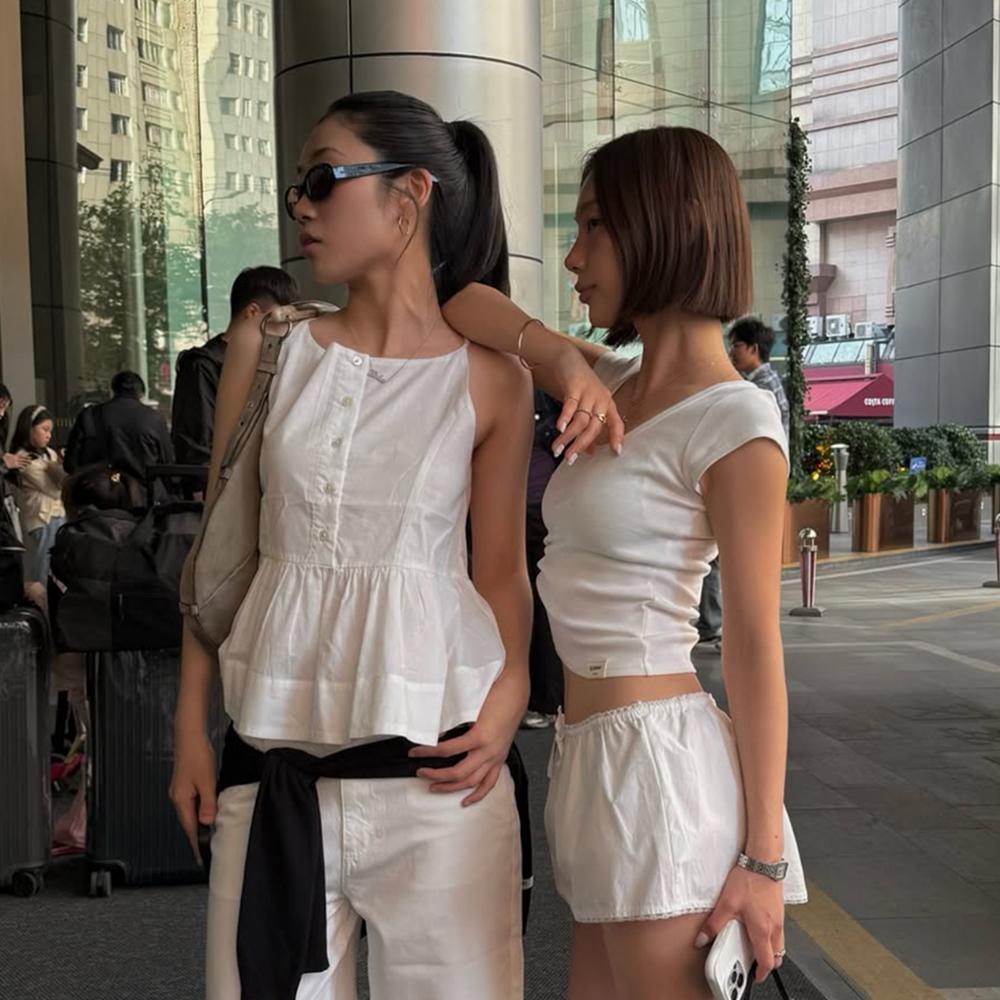 G RUFFLED BUTTON BLOUSE (IVORY)