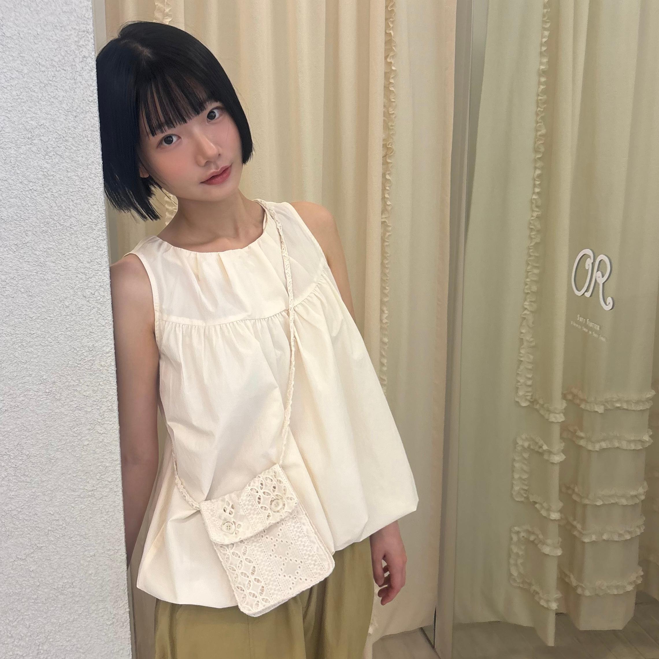 COTTON PINTUCK BALLOON BLOUSE [ ECRU ]