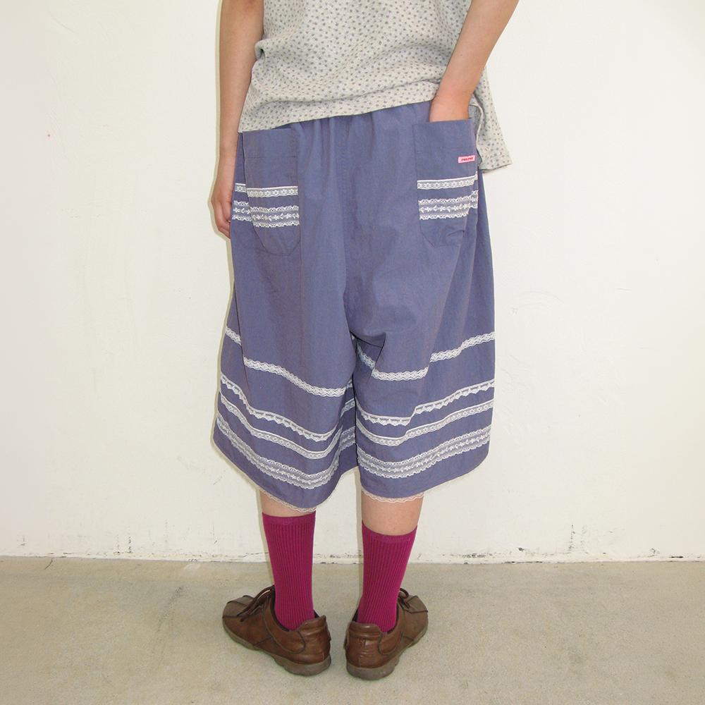 LACE TRIM NYLON BERMUDA PANTS PURPLE