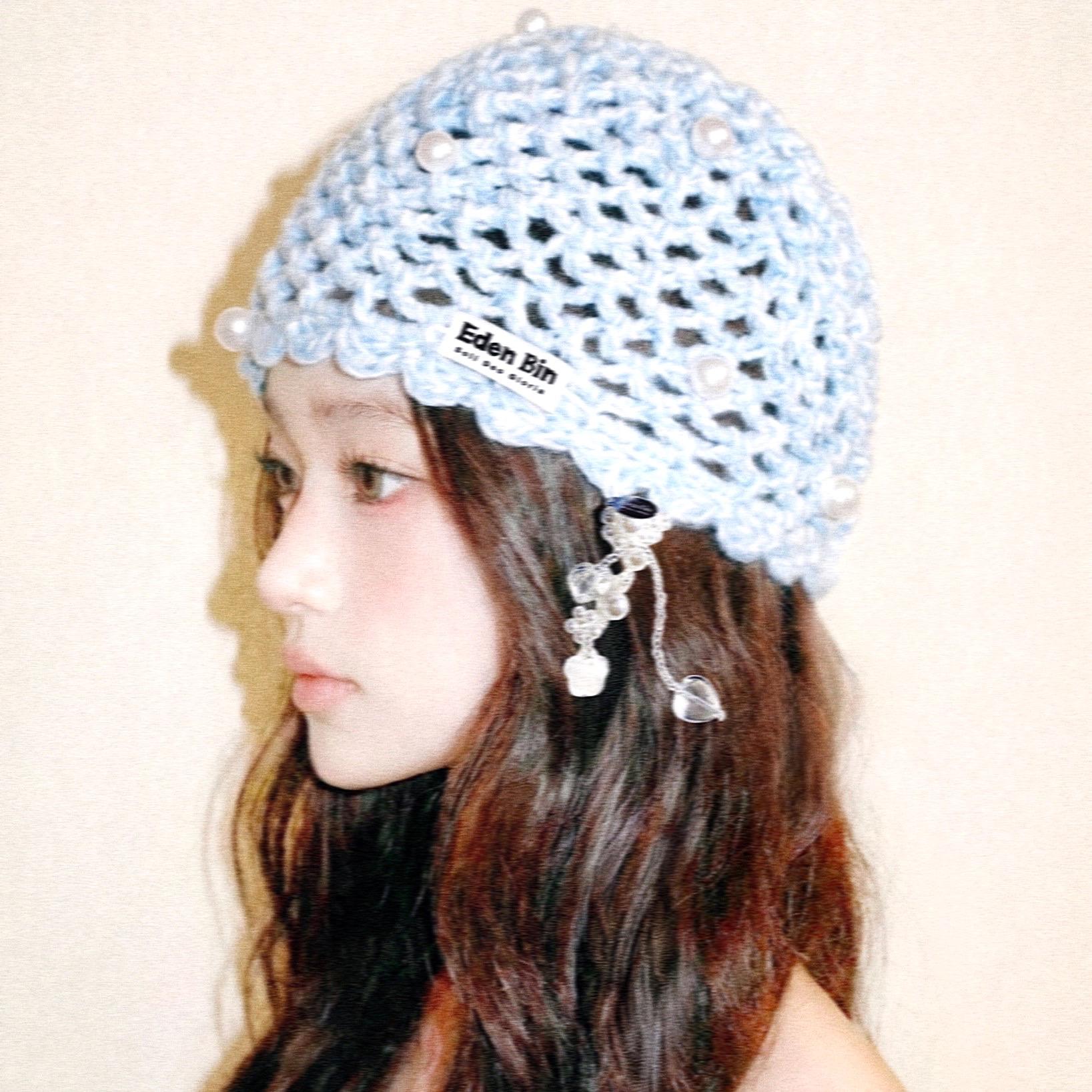 [선물포장] Handmade Blue Berry Charm Crochet Beanie - Denim Blue & White Pearl
