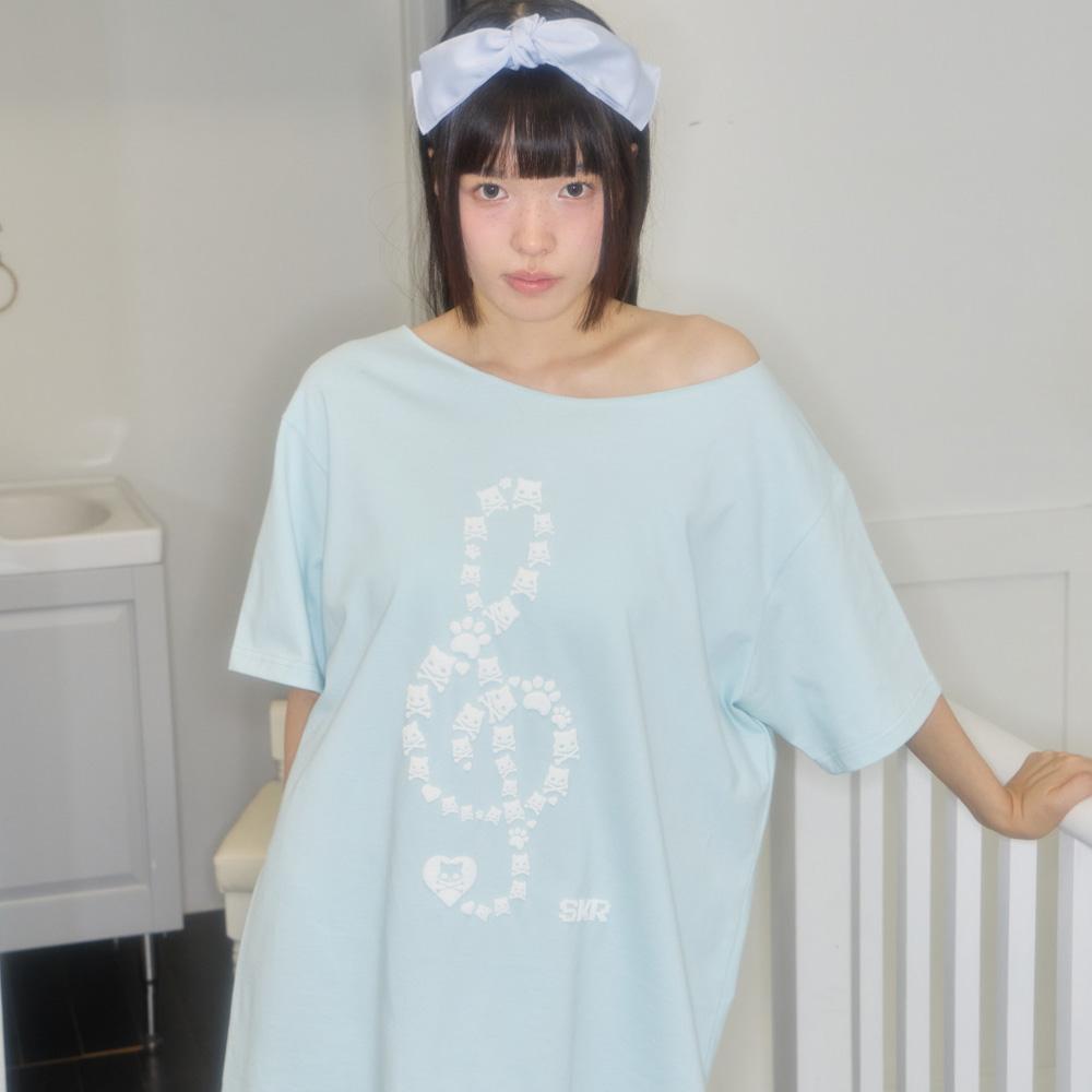 [아일릿 원희 착용] KIRI SKULL NOTE OFFSHOULDER BOXY TOP (MINT)