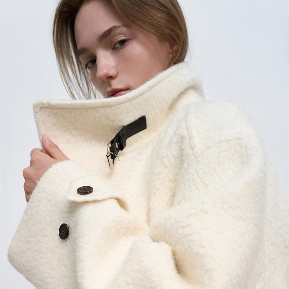 Suri Alpaca Boucl High-Neck Half Coat_Cream