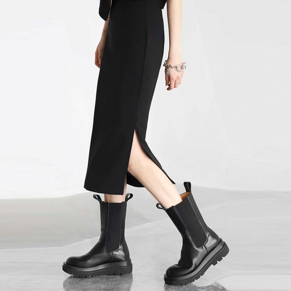 DEEP SLIT LONG SKIRT BLACK