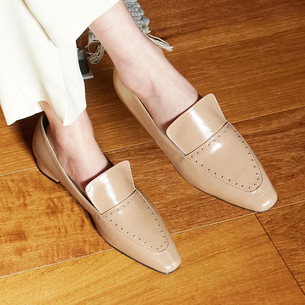 Leica stud loafer mocha beige 스터드 로퍼 모카베이지