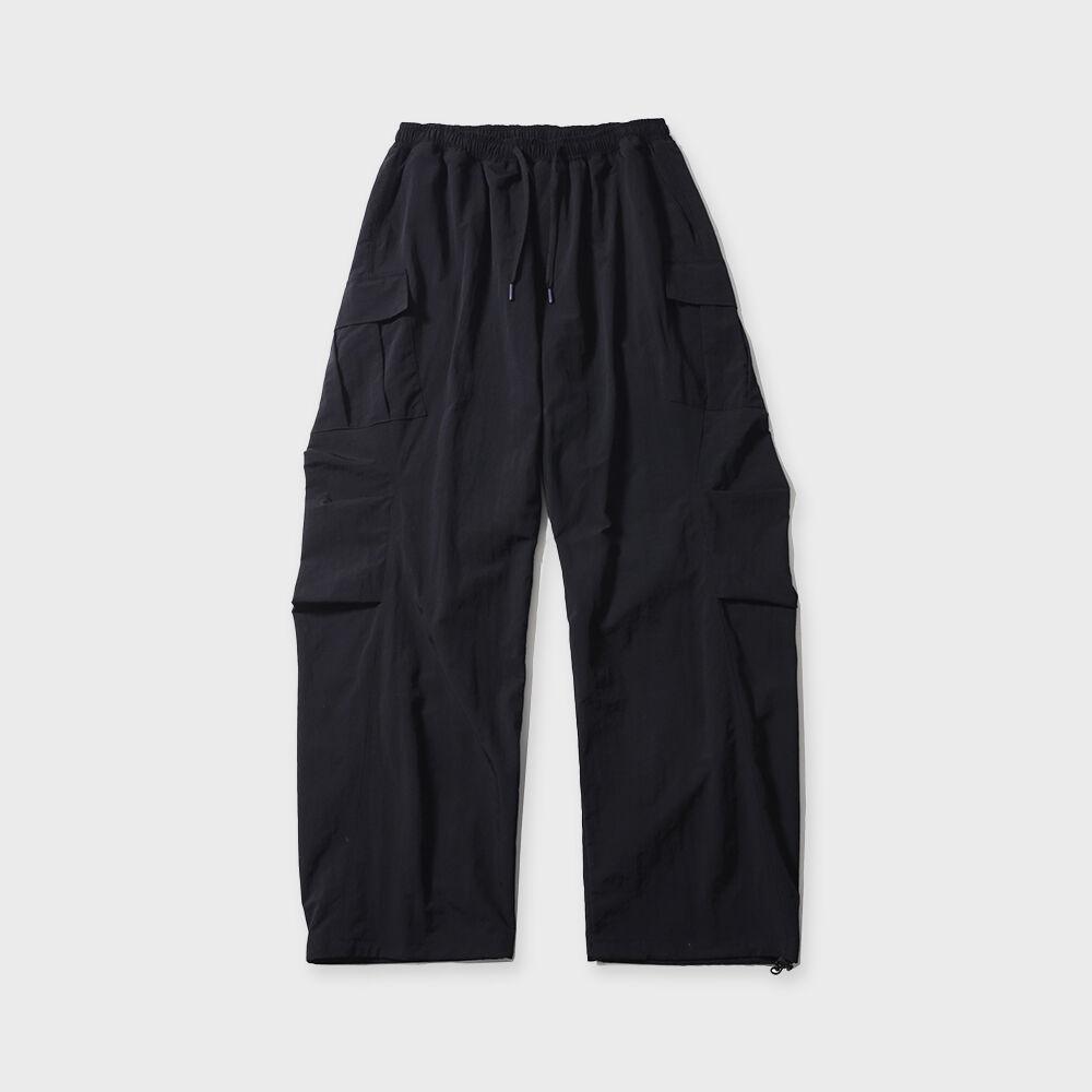 CURVED LINE PARACHUTE CARGO PANTS (BLACK)