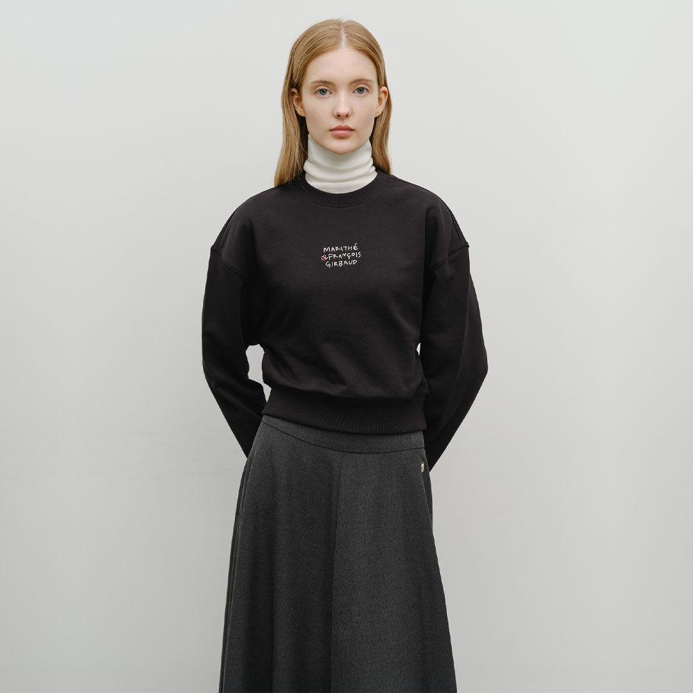W MARITHE LOVE GRAPHIC CROP SWEATSHIRT black