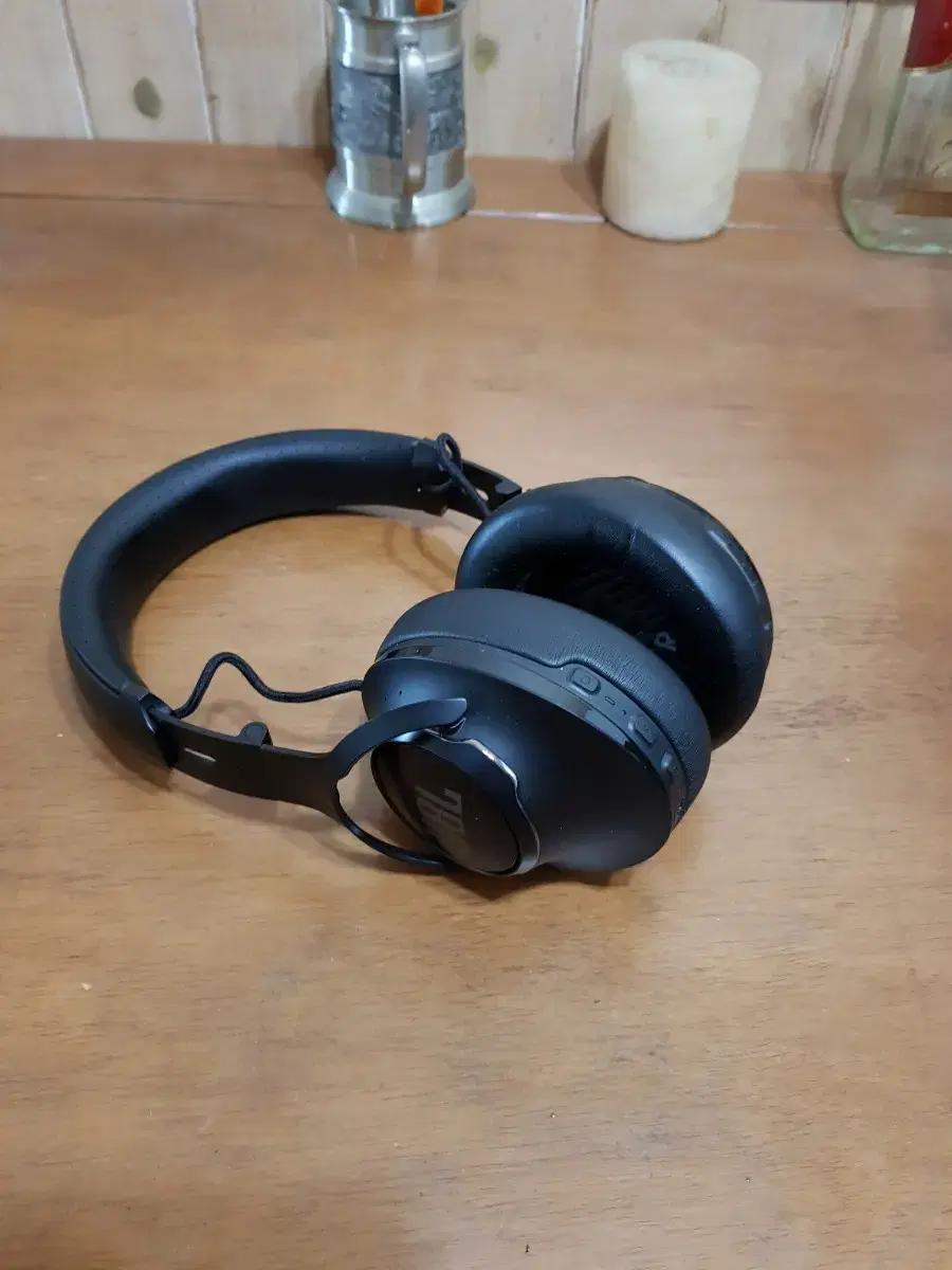 JBL CLUB 950NC 블루투스 헤드폰 팝니다