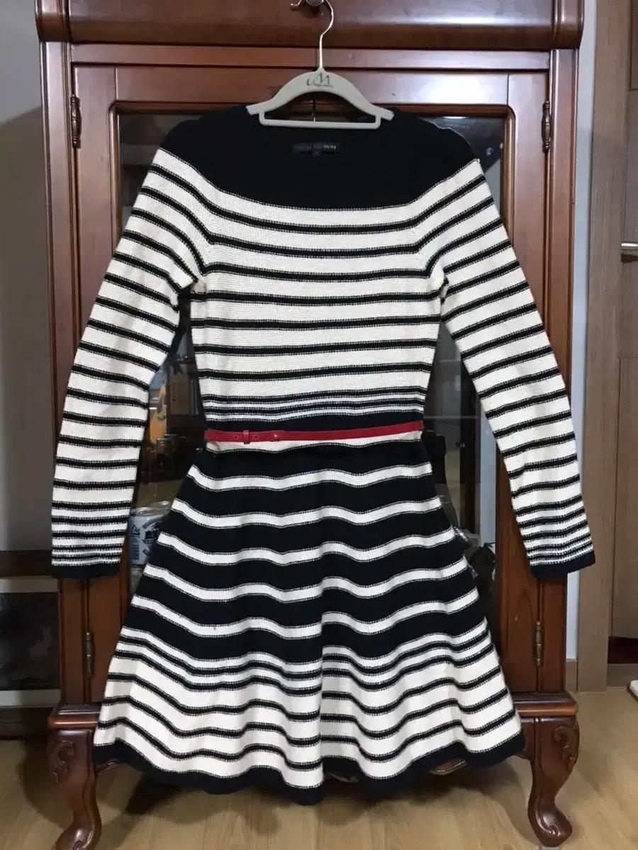 올리브데올리브 체크 니트 원피스