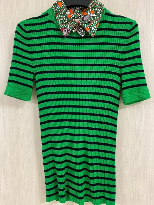 정품 새상품 Tory Burch 토리버치 스트라이프 실크 스카프 카라니트