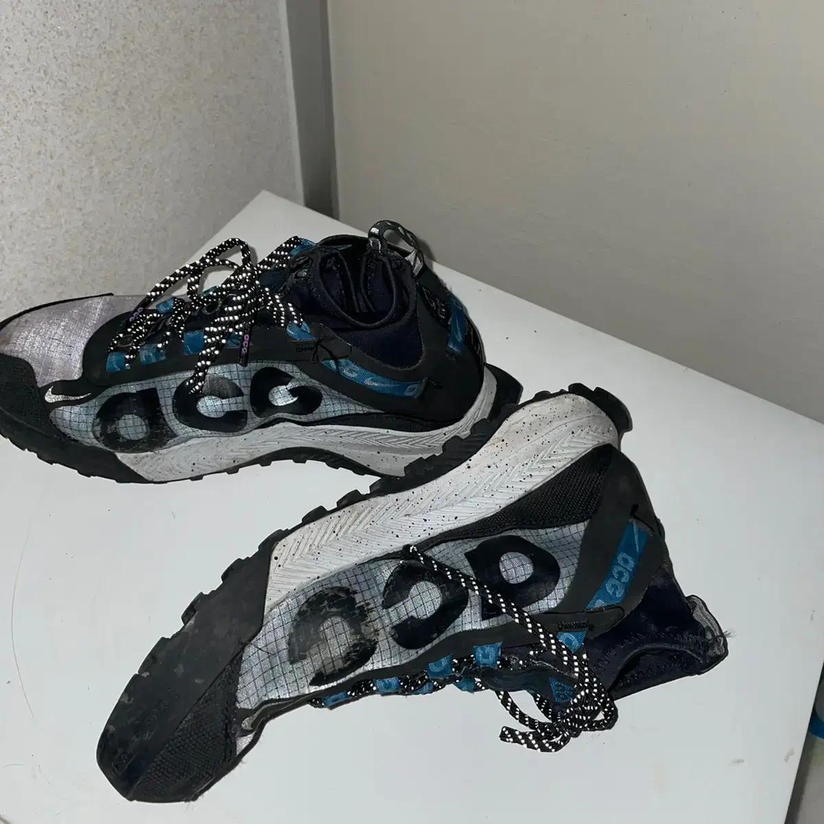 나이키 acg 줌 테라 자헤라 250