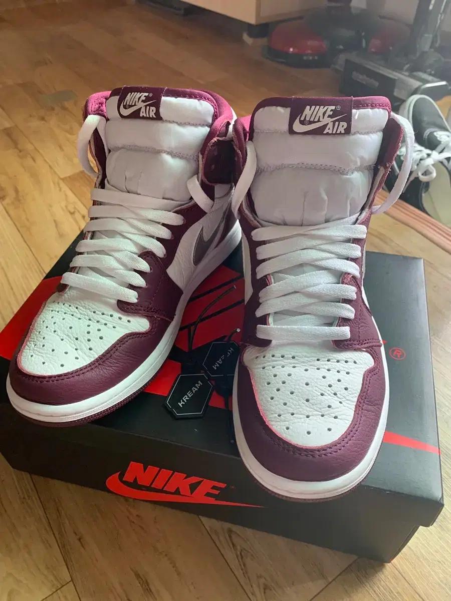 [250] 나이키 조던1 하이 레트로 보르도