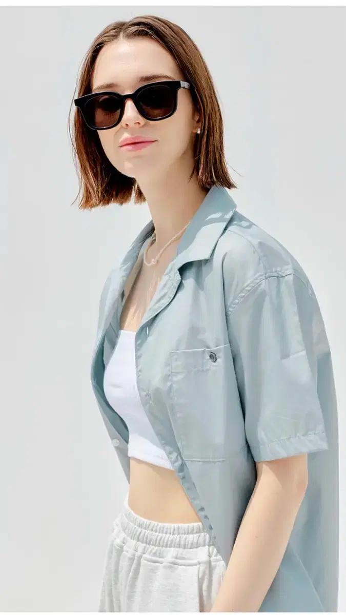 <새상품>제너럴아이디어 반팔셔츠