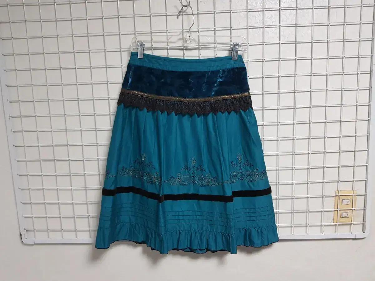 (새옷수준)온앤온치마(허리25추천)