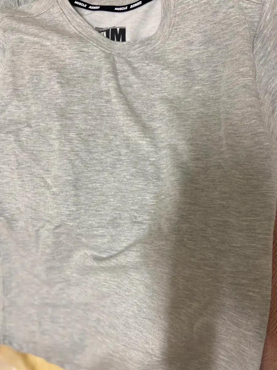 머슬 암드 반팔티