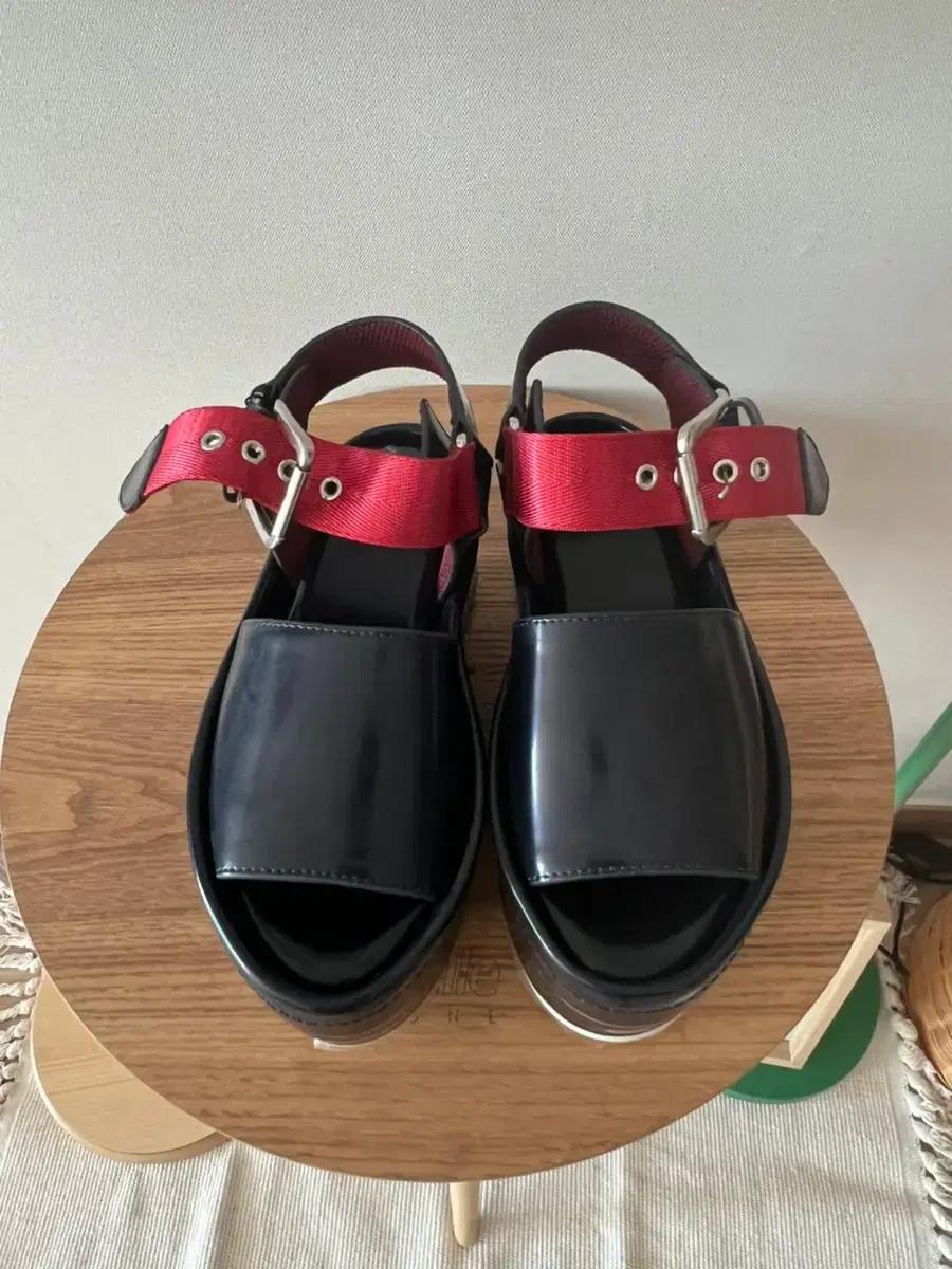 정품 미하라야스히로 myne 플랫폼 샌들 새상품