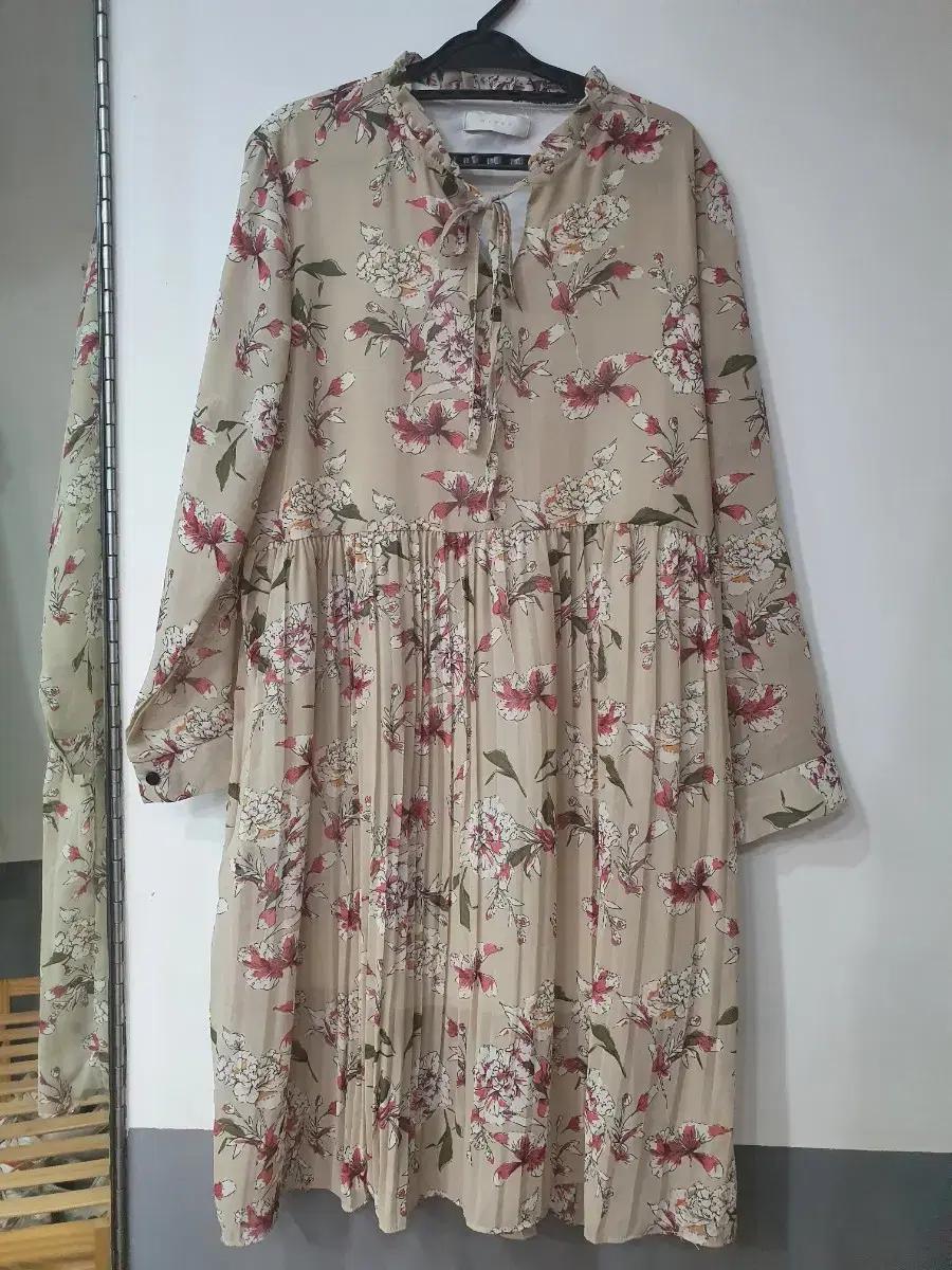 무자크 여성 원피스