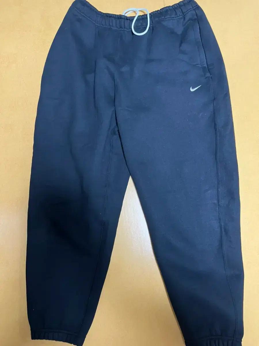 나이키LAP 솔로 스우시 블랙 팬츠 L 사이드