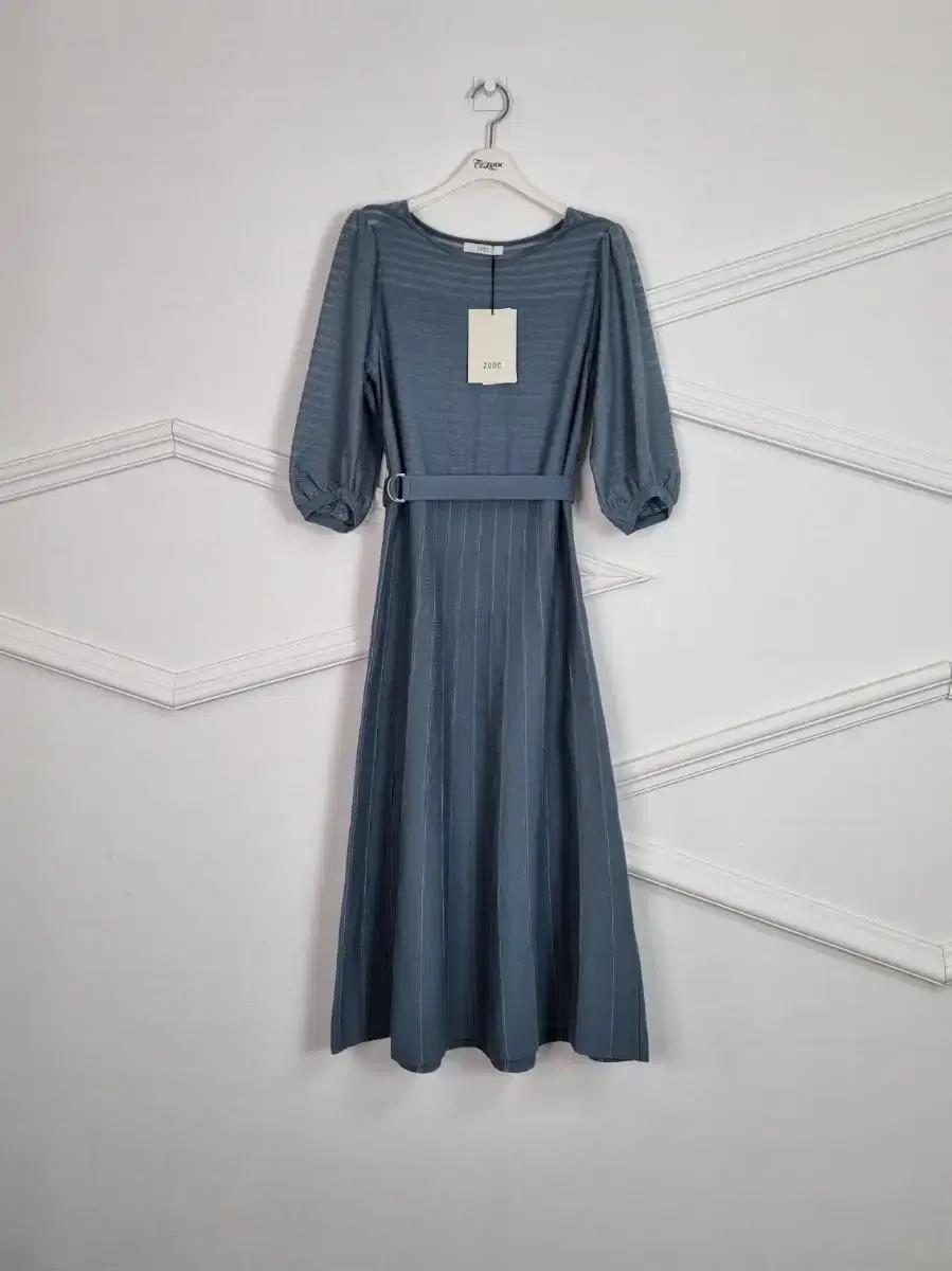 주크(ZOOC) 니트 벨티드 볼륨 소매 원피스 새제품