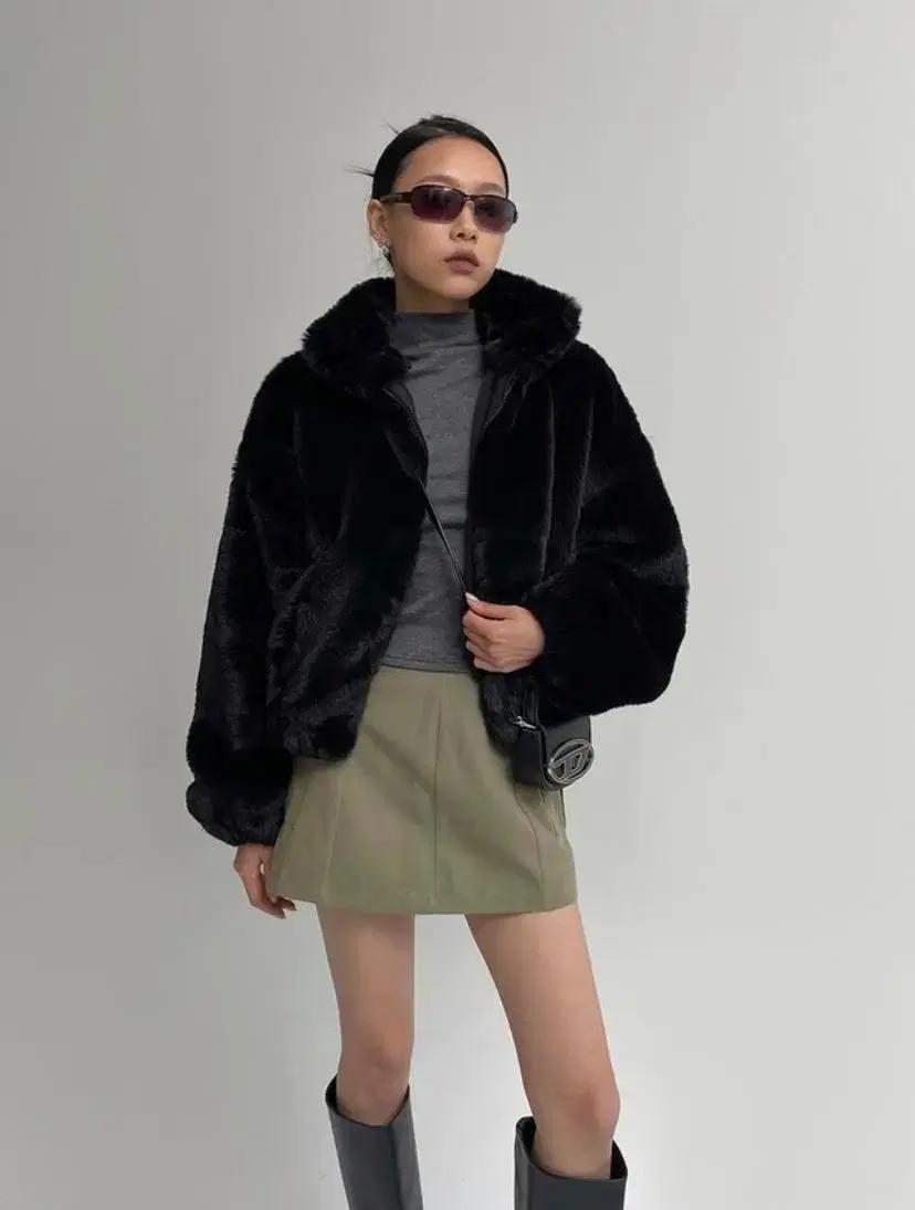 힙무드 퍼자켓 트리밍버드쓰리타임즈블랙업아케보헴서유희논코드오도어